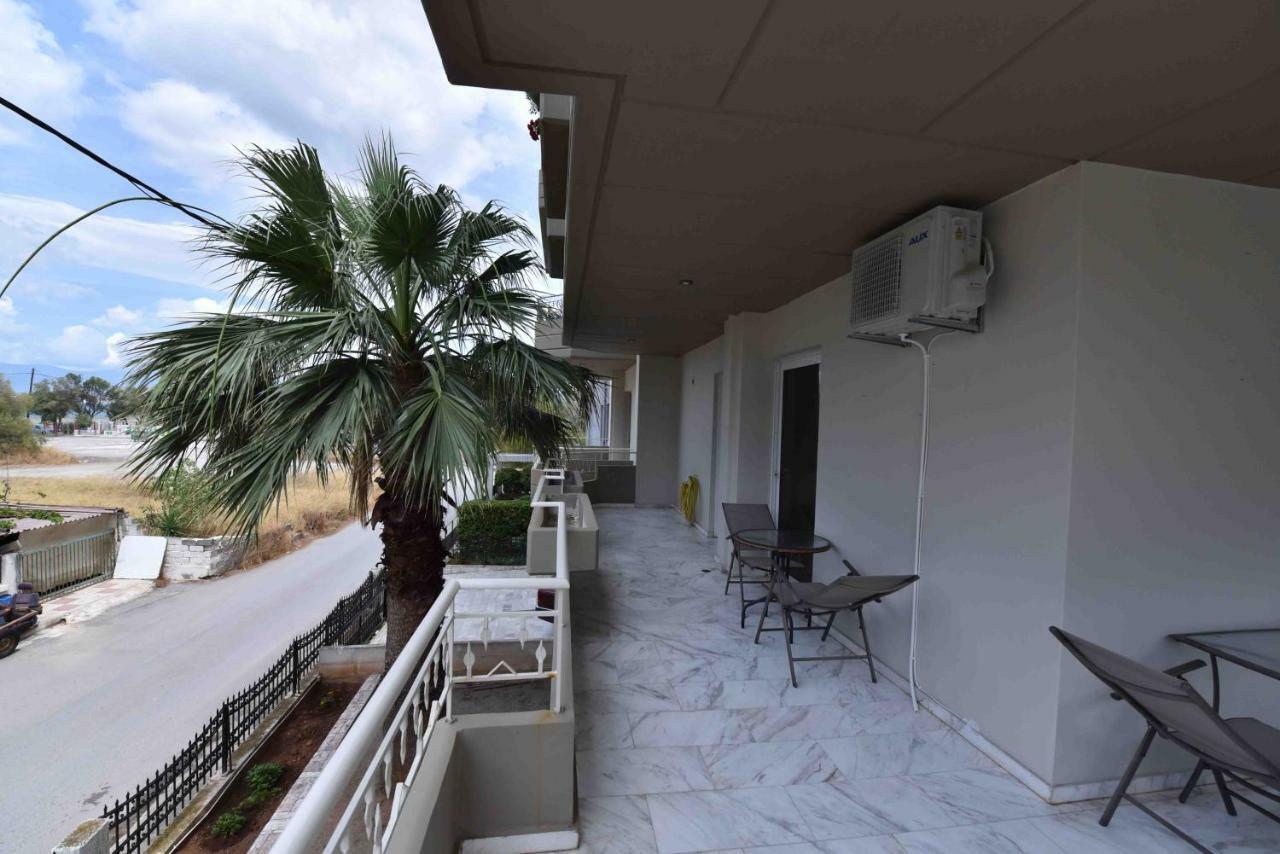 Sea View Apartment Chalkida Exterior photo