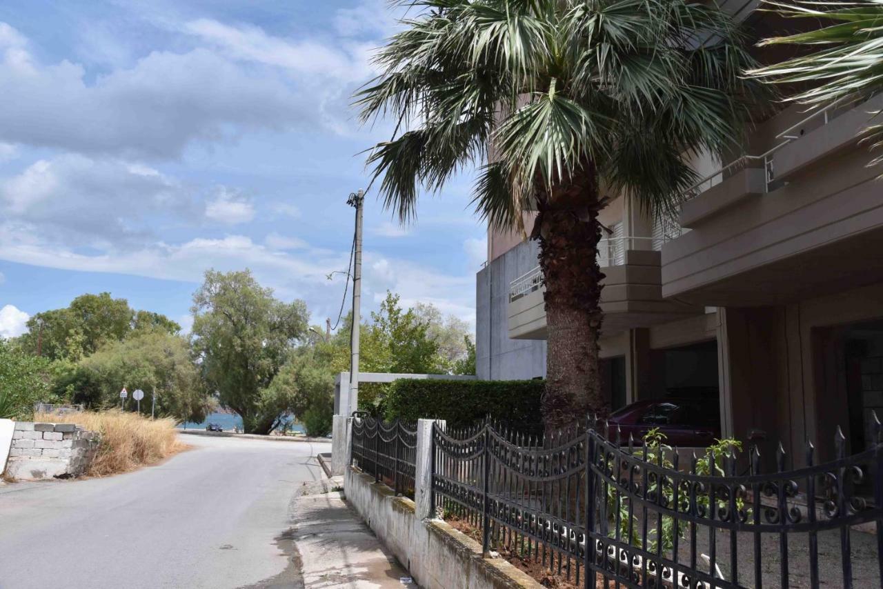 Sea View Apartment Chalkida Exterior photo